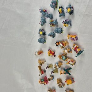 Vintage Ferrero Toys - Mixed Lot of 32 Figures